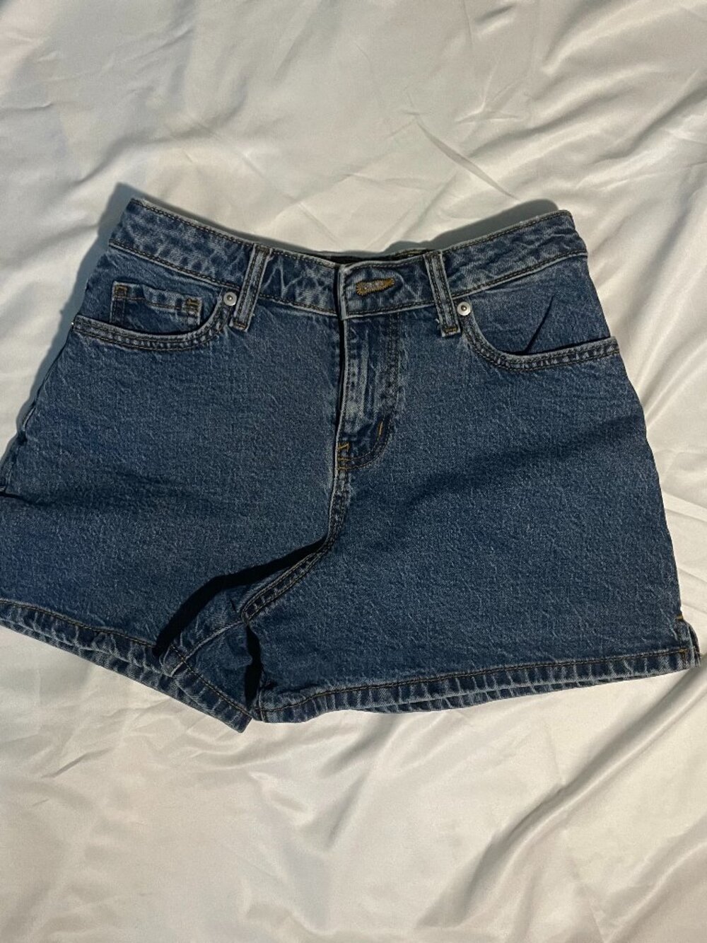High wasted shorts